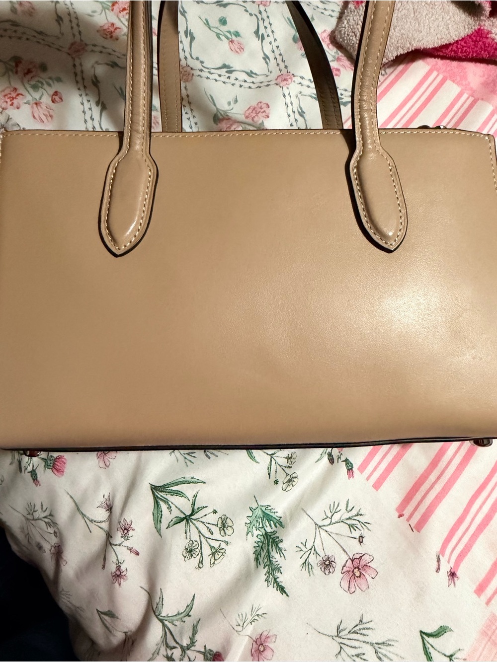 Coach Beige Leather Tote with Signature 'C' - Picture 4 of 4